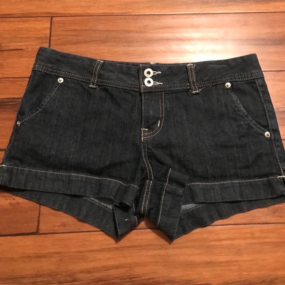 Guess shorts worn a few times perfect condition